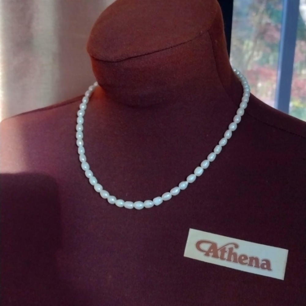 Vintage Pearl Necklace